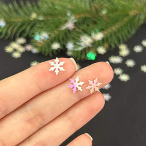 9мм Пайетка снежинка 5г - белая с переливом 9мм Пайетка снежинка 5г - белая с переливом