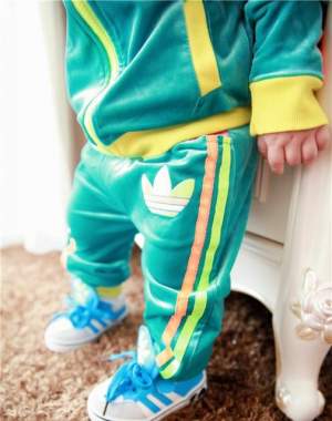 Спортивный костюм Adidas (Оптом) Спортивный костюм Adidas (Оптом)