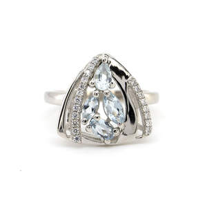 Серебряное кольцо 925 пробы 3,72 гр. с кенийскими Аквамаринами 