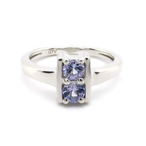 Срібна каблучка 925 проби 3,23 г з танзанітом класу АААА 0,44 карат