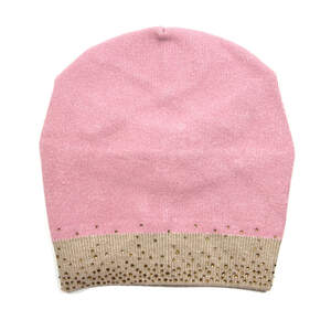 Жіноча шапка стилю Casual у кольоровій комбінації: фрезового та капучіно з кристалами