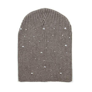 Жіноча шапка кольору мокко зі срібним декором Жіноча шапка кольору мокко зі срібним декором