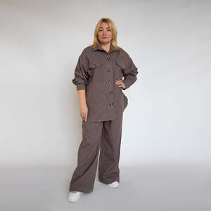 Костюм брюки та сорочка з накладними кишенями темно-шоколадного кольору