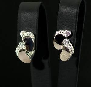 Серебряные серьги 925 пробы с золотом 375 пробы 3,31 г с цирконами 0,25 карат Серебряные серьги 925 пробы с золотом 375 пробы 3,31 г с цирконами 0,25 карат