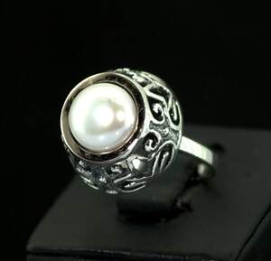 Серебряное кольцо 925 пробы с золотом 375 пробы 6,23 г с Перлинами 4,44 карат Серебряное кольцо 925 пробы с золотом 375 пробы 6,23 г с Перлинами 4,44 карат