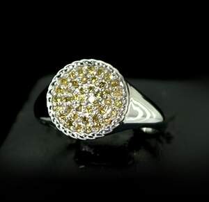 Серебряное кольцо 925 пробы 3,08 гр. с желтыми канадскими Бриллиантами VVS1 0,42 карат Серебряное кольцо 925 пробы 3,08 гр. с желтыми канадскими Бриллиантами VVS1 0,42 карат