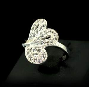 Серебряное кольцо 925 пробы с золотом 375 пробы 3,44 г с цирконами 0,45 карат Серебряное кольцо 925 пробы с золотом 375 пробы 3,44 г с цирконами 0,45 карат