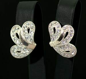 Серебряные серьги 925 пробы с золотом 375 пробы 6,15 г с цирконами 0,9 карат Серебряные серьги 925 пробы с золотом 375 пробы 6,15 г с цирконами 0,9 карат