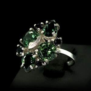 Серебряное кольцо 925 пробы с золотом 375 пробы 7,25 г с кольоровими цирконами 5,31 карат Серебряное кольцо 925 пробы с золотом 375 пробы 7,25 г с кольоровими цирконами 5,31 карат