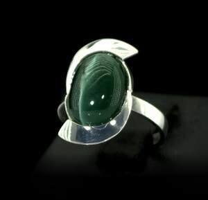 Серебряное кольцо 925 пробы 3,93 г с зеленым Улекситом 5,49 карат Серебряное кольцо 925 пробы 3,93 г с зеленым Улекситом 5,49 карат