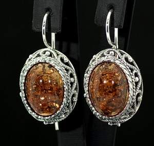 Срібні сережки 925 проби 9,7 г з Бурштином 9,91 карат Срібні сережки 925 проби 9,7 г з Бурштином 9,91 карат