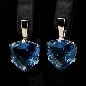 Срібні сережки 925 проби з золотом 375 проби 12,93 г Топазами Лондон Блу 14,33 карат Срібні сережки 925 проби з золотом 375 проби 12,93 г Топазами Лондон Блу 14,33 карат