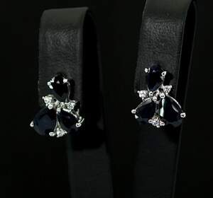 Серебряные серьги 925 пробы 3,81 г со шри-ланкийскими Сапфірами класса АААА и цирконами 1,8 карат Серебряные серьги 925 пробы 3,81 г со шри-ланкийскими Сапфірами класса АААА и цирконами 1,8 карат