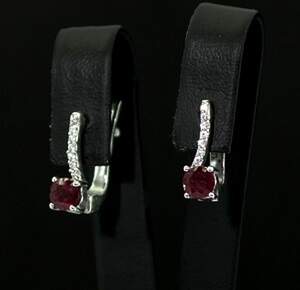 Серебряные серьги 925 пробы 3,49 г с розовыми кенийскими Рубінами класса АААА и цирконами 1,19 карат Серебряные серьги 925 пробы 3,49 г с розовыми кенийскими Рубінами класса АААА и цирконами 1,19 карат