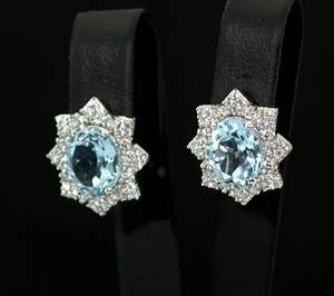 Серебряные серьги 925 пробы 7,03 г с голубыми Топазами и цирконами 4,16 карат Серебряные серьги 925 пробы 7,03 г с голубыми Топазами и цирконами 4,16 карат