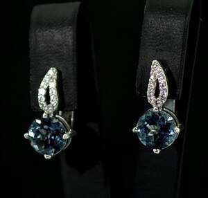 Серебряные серьги 925 пробы 4,56 г с Топазами Лондон Блу та фианитами 5,24 карат Серебряные серьги 925 пробы 4,56 г с Топазами Лондон Блу та фианитами 5,24 карат