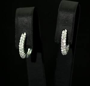 Срібні сережки 925 проби 1,77 г з африканськими Діамантами VVS1 0,32 карат