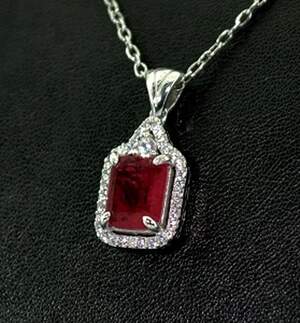Серебряная подвеска 925 пробы 3,28 г с Турмаліном Рубелітом и цирконами 3,53 карат Серебряная подвеска 925 пробы 3,28 г с Турмаліном Рубелітом и цирконами 3,53 карат