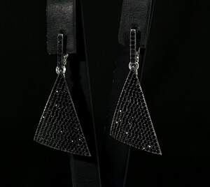 Серебряные серьги 925 пробы 7,55 г с черными цирконами 4,2 карат Серебряные серьги 925 пробы 7,55 г с черными цирконами 4,2 карат
