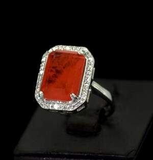 Срібна каблучка 925 проби 5,88 г з Турмаліном Дравітом та цирконами 6,11 карат Срібна каблучка 925 проби 5,88 г з Турмаліном Дравітом та цирконами 6,11 карат