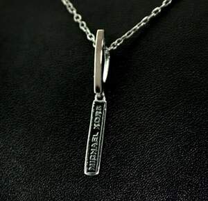 Срібна підвіска 925 проби з позолотою 375 проби 1,42 г з емаллю, репліка Mihael Kors Срібна підвіска 925 проби з позолотою 375 проби 1,42 г з емаллю, репліка Mihael Kors