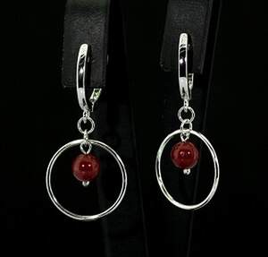 Серебряные серьги 925 пробы 3,97 г с красными Коралами 1,52 карат Серебряные серьги 925 пробы 3,97 г с красными Коралами 1,52 карат