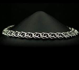 Срібний браслет 925 проби 9,8 г, плетіння Бісмарк Срібний браслет 925 проби 9,8 г, плетіння Бісмарк
