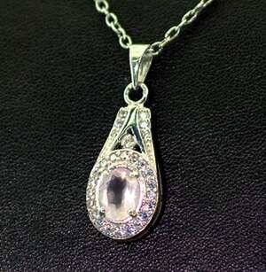 Серебряная подвеска 925 пробы 2,58 г с розовым Кварцем и фианитами 1,94 карат