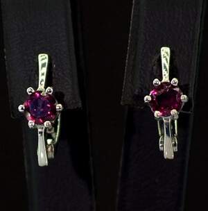 Срібні сережки 925 проби 3 г з Родолітами 1,14 карат Срібні сережки 925 проби 3 г з Родолітами 1,14 карат