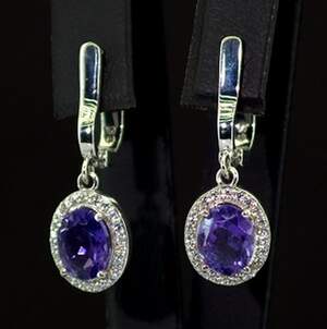 Срібні сережки 925 проби 4,74 г з бразильськими Аметистами та фіанітами 3,6 карат