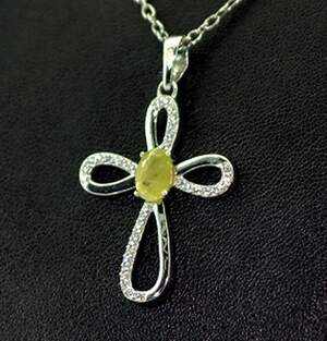 Срібна підвіска 925 проби 2,46 г з норвезьким Сфеном класу АААА та топазами зі США 1,44 карат