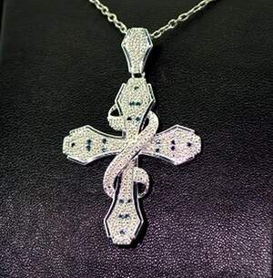 Срібна підвіска 925 проби 7,45 г з блакитними Діамантами Hope VVS1 0,02 карат Срібна підвіска 925 проби 7,45 г з блакитними Діамантами Hope VVS1 0,02 карат