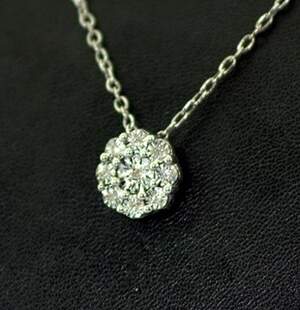 Срібна підвіска 925 проби 1,73 г з білими африканськими Діамантами VVS1 0,06 карат Срібна підвіска 925 проби 1,73 г з білими африканськими Діамантами VVS1 0,06 карат