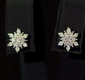 Срібні сережки 925 проби 1,49 г з білими африканськими Діамантами VVS1 0,31 карат Срібні сережки 925 проби 1,49 г з білими африканськими Діамантами VVS1 0,31 карат