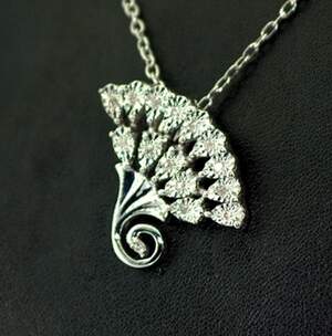 Срібна підвіска 925 проби 4,55 г з білими африканськими Діамантами VVS1 0,11 карат Срібна підвіска 925 проби 4,55 г з білими африканськими Діамантами VVS1 0,11 карат