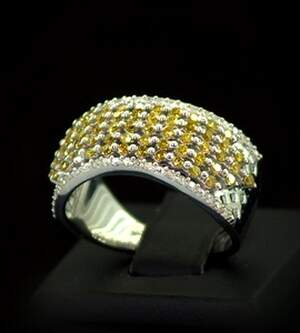Срібна каблучка 925 проби 6,6 г з жовтими канадськими Діамантами VVS1 1,03 карат Срібна каблучка 925 проби 6,6 г з жовтими канадськими Діамантами VVS1 1,03 карат