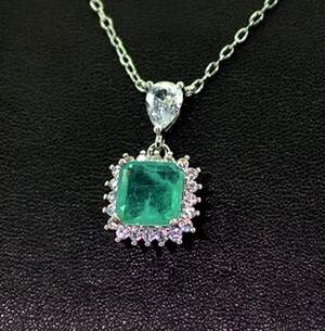 Кольє у срібному покритті з Турмаліном Параїба та цирконами 3,87 карат 40+5 см