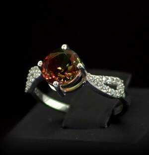 Срібна каблучка 925 проби 2,11 г з Аметрином та фіанітами 3,6 карат