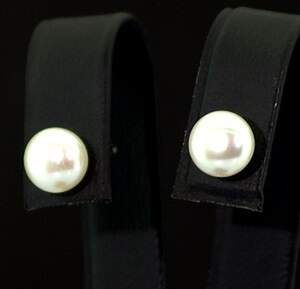 Срібні сережки 925 проби 1 г з Перлинами 2,9 карат Срібні сережки 925 проби 1 г з Перлинами 2,9 карат