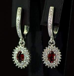 Срібні сережки 925 проби 5,51 г з Гранатами та фіанітами 2,24 карат