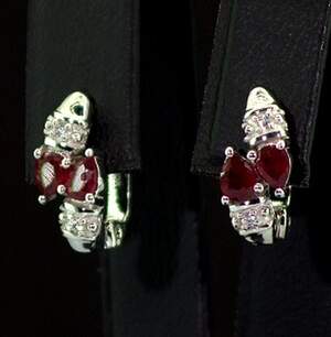 Срібні сережки 925 проби 2,82 г з африканськими Роял Рубінами класу АААА та цирконами 0,92 карат
