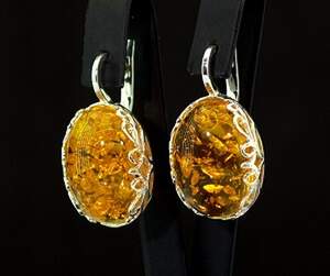 Срібні сережки 925 проби 13,07 г з Бурштином 27,7 карат Срібні сережки 925 проби 13,07 г з Бурштином 27,7 карат