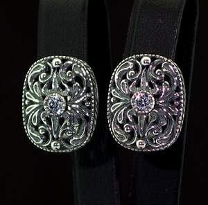 Срібні сережки 925 проби 7,06 г з цирконами 1,05 карат Срібні сережки 925 проби 7,06 г з цирконами 1,05 карат