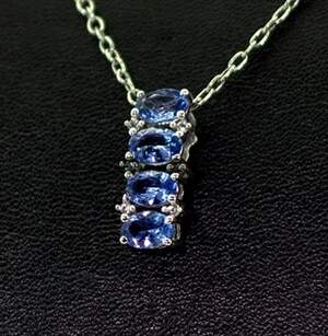 Срібна підвіска 925 проби 1,59 г з Танзанітами класу АААА, блакитним Діамантом Hope VVS1 та топазами зі США 2,34 карат