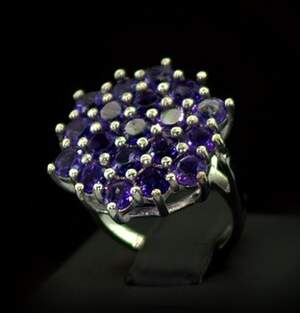 Срібна каблучка 925 проби 5,28 г з бразильськими Аметистами 5,13 карат Срібна каблучка 925 проби 5,28 г з бразильськими Аметистами 5,13 карат