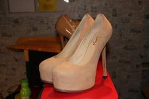 туфлі YSL