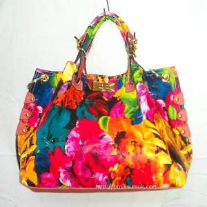 Женская сумка Tommy Hilfiger White-RedBlossom 246 Женская сумка Tommy Hilfiger White-RedBlossom 246