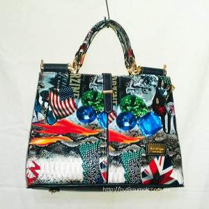 Женская сумка Salvatore Ferragamo Britania 250 Женская сумка Salvatore Ferragamo Britania 250