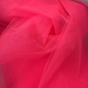 057-Фатин мягкий (средней жесткости) ширина 3м. ЯРКО-РОЗОВЫЙ