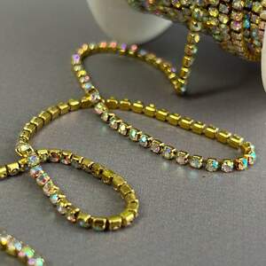 1м - Стразовая цепь SS6 (2мм), Кристал с покрытием АВ золото